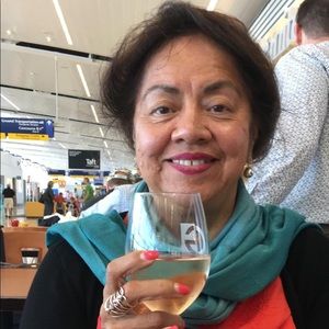 Meet your Posher, Leova